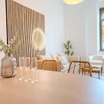 Hakuna Cozy-Living City Center - Free Parking