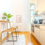 Hakuna Cozy-Living City Center - Free Parking