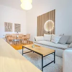 Hakuna Cozy-Living City Center - Free Parking